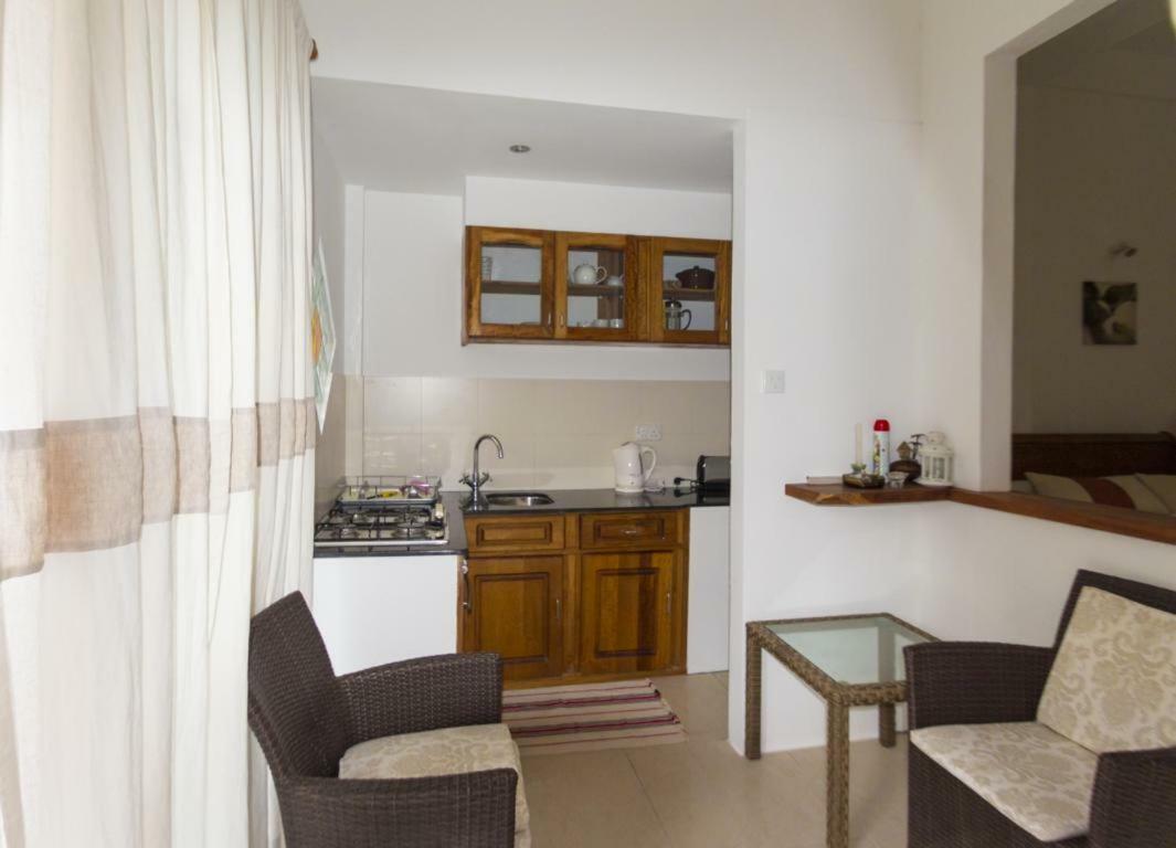 La Batie Selfcatering Apartment โบวาลง ภายนอก รูปภาพ